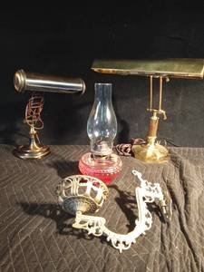 lot 184 image: 2 Desk lamps and brass wall mount with glass oil lamp