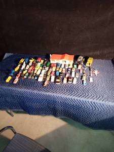 lot 91 image: 1968 Hot Wheels super charger and assorted die cast cars