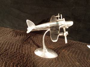 lot 55 image: Cast aluminum metal aviation propeller airplane
