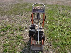 lot 36 image: Generac 2700 PSI 2.3 GPM Pressure Washer