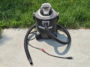 lot 45 image: Shop-Vac WetDry Vacuum 5 Gallon 2.0 HP