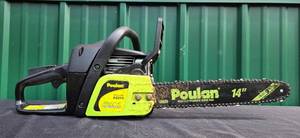 lot 49 image: Poulan 14 Gas Chain Saw P3314 with Carry Case