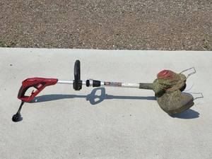 lot 80 image: Used Toro Electric String Trimmer with Adjustable Handle