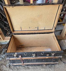 lot 86 image: Antique Wooden Trunk with Metal Accents