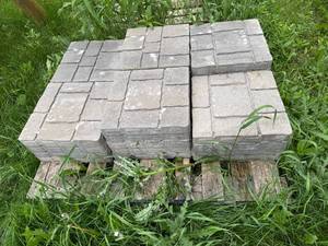 lot 104 image: Set of Interlocking Concrete Paver Stones