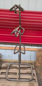 lot 110 image: Metal Saddle Rack Stand for Horse Barn Storage