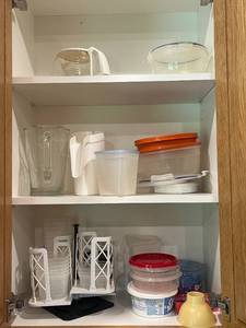 lot 166 image: Collection of Assorted Kitchen Storage Containers and Glass Pitcher