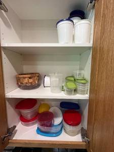 lot 167 image: Set of Assorted Reusable Food Storage Containers