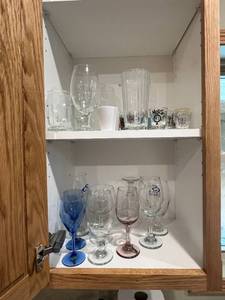 lot 183 image: Collection of Assorted Glassware Wine Glasses and Tumblers