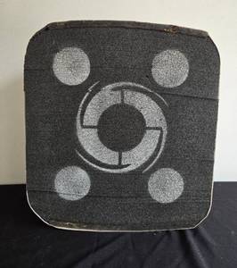 lot 284 image: Black Hole Archery Target with 4 Sided Shooting