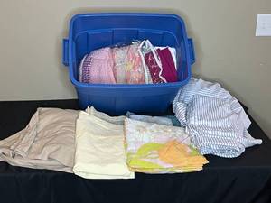 lot 381 image: Large Collection of Assorted Bedding and Linens Various SZs Inc Queen