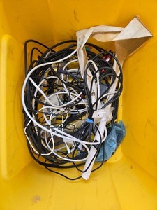 lot 388 image: Assorted Electronic Cables and Power Adapters