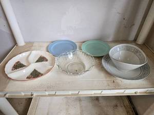 lot 415 image: Collection of Assorted Decorative and Plain Plates with Bowls