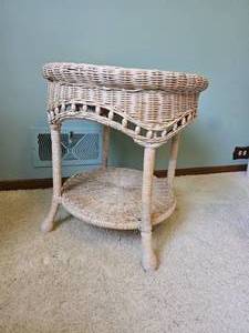 lot 59 image: Beaded Wicker Side Table