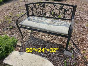 lot 9 image: Cast Aluminum Songbird Garden Bench