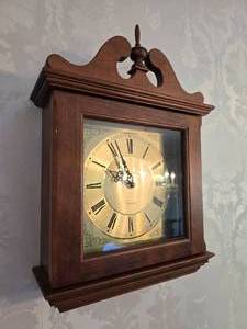 lot 111 image: Beautifully Carved Vintage Wall Clock