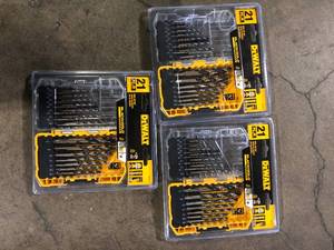 lot 8 image: Lot of DEWALT Black and Gold Twist Drill Bit Set (21-Piece) Customer Returns See Pictures