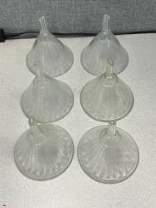 lot 21 image: 6 - Heavy Wall Ribbed Funnels, Mercer Branded, 6 Inches across x 6.5 Inches Tall