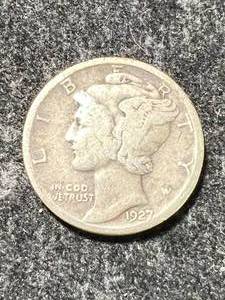lot 10 image: 1927-D US MERCURY DIME