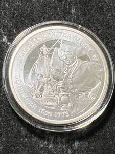 lot 13 image: 1 TROY OZ .999 FINE SILVER 2023 BOSTON TEA PARTY ROUND