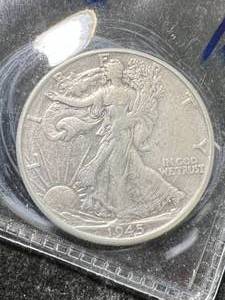 lot 38 image: 1945 US WALKING LIBERTY HALF DOLLAR