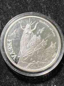 lot 104 image: 1 TROY OZ .999 FINE SILVER VALKYRIE ROUND IN AIRTITE