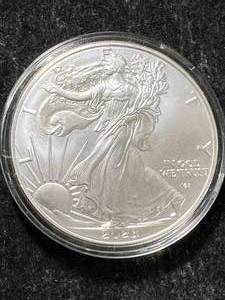 lot 106 image: 2023 AMERICAN SILVER EAGLE 1 TROY OZ .999 FINE SILVER IN AIRTITE