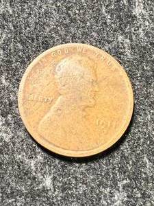 lot 108 image: 1911-D US WHEAT CENT
