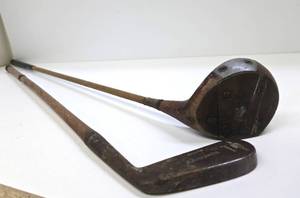 lot 204 image: 2 Antique Wood Shaft Golf Clubs - Putter & Brassie
