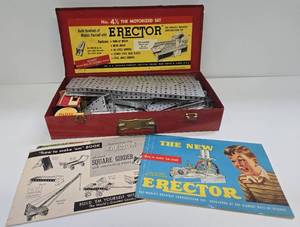 lot 213 image: Full old Vintage GILBERT Erector Set wMetal Case 