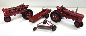 lot 214 image: Group of Old Vintage Farmall & IH Farm Toys & Tractors