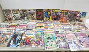 lot 225 image: LARGE Lot of Superhero Comics