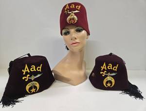 lot 164 image: Lot of 3 Vintage SHRINER Fez Caps