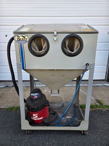 lot 8 image: Fully Functional SKAT BLAST Sand Blasting Machine