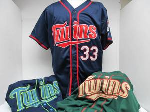 lot 43 image: Group of 3 Minnesota Twins Baseball Jerseys - Most or All Size XL #3