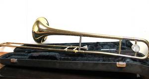 lot 54 image: Vintage YAMAHA Model YSL-354 Trombone wCase