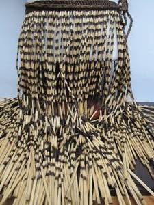lot 56 image: Genuine Vintage Tahitian  Maori Piu Piu Wooden Ceremonial Skirt