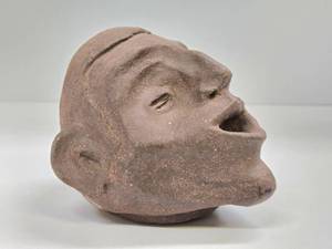 lot 295 image: Interesting Vintage Pottery Face String Dispenser