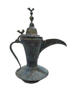 lot 178 image: Antique Middle Eastern Dallah Pitcher 