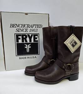 lot 199 image: Brand New Great Quality FRYE Harness 12R Bench Crafted Leather Boots - Mens Size 10