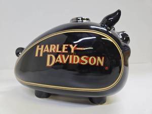 lot 277 image: Very Cool HARLEY DAVIDSON Motorcycle Tank Piggy Bank