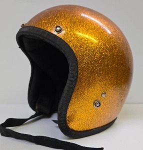 lot 284 image: Great Looking Vintage Gold Glitter Racing Helmet