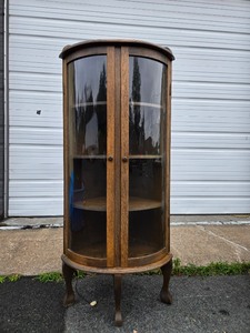 lot 301 image: Very Nice Curved Oak CurioChina Corner Cabinet
