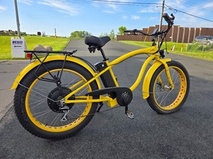 lot 202 image: Excellent Quality E-Fatty Fat Tire E-Bike