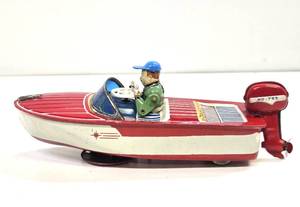 lot 375 image: Nice Condition Vintage 1950s era Japan Tin Toy Boat wMotor