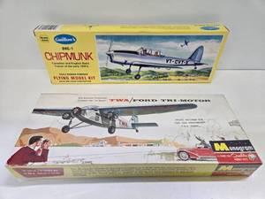lot 324 image: 2 New Unbuilt Airplane Model Kits