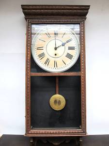 lot 402 image: Large Antique Sessions Clock Company Regulator Wall Clock 39