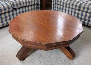lot 27 image: Vintage Round Oak Coffee Table