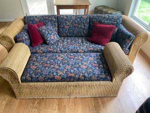 lot 1 image: Natural Wicker Sofa and Settee