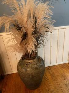 lot 33 image: Large Stoneware Vase